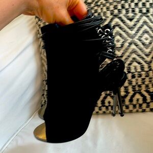 Dolce vita zip up open toe heels